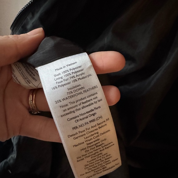 Eddie Bauer Quilted Winter Down Jacket with Removable Faux Fur Trim - Picture 4 of 4